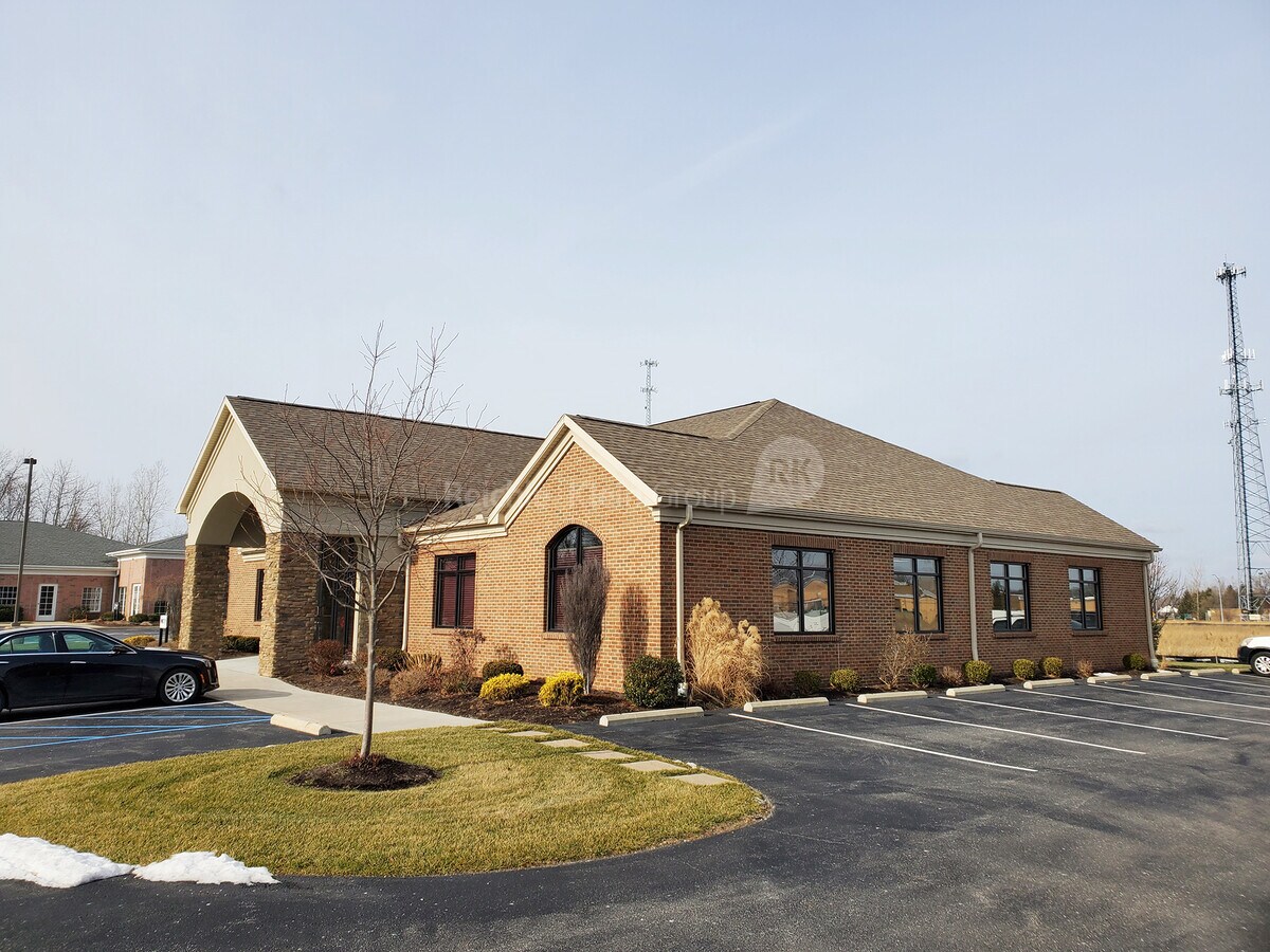 7644 Kings Pointe Rd, Toledo, OH 43617