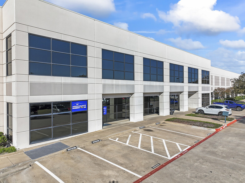 3901 E Plano Pky, Plano, TX for lease - Building Photo - Image 1 of 19