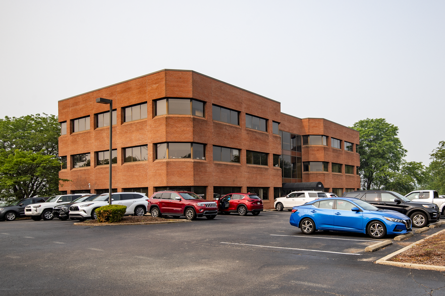 1145 Bower Hill Rd, Pittsburgh, PA for lease - Building Photo - Image 1 of 4