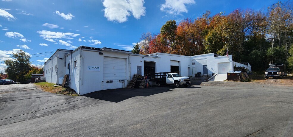 4 Alcap Rdg, Cromwell, CT for lease - Building Photo - Image 1 of 14