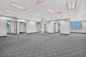 209 Avenida Fabricante, San Clemente, CA for lease Interior Photo- Image 1 of 20