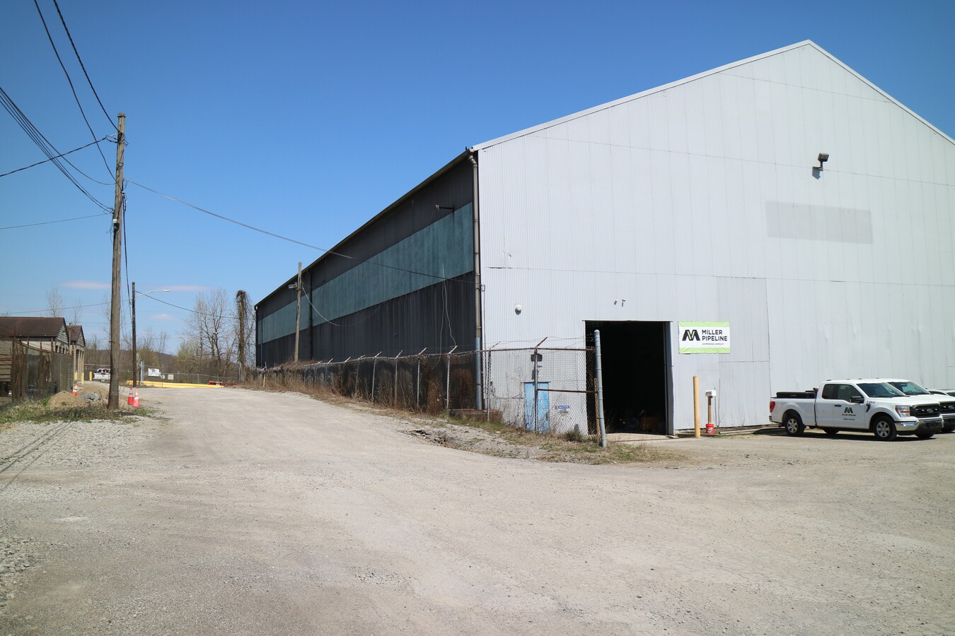 3716 W 2nd Ave, Beaver Falls, PA 15010