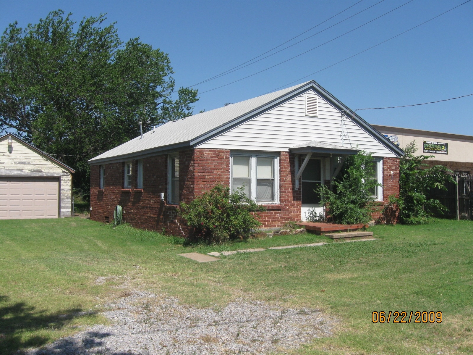 707 S Kelly Ave, Edmond, OK for sale Primary Photo- Image 1 of 8