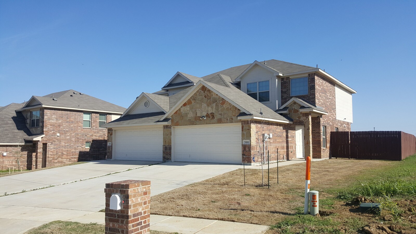 49334935 Villas Dr, Sanger, TX 76266