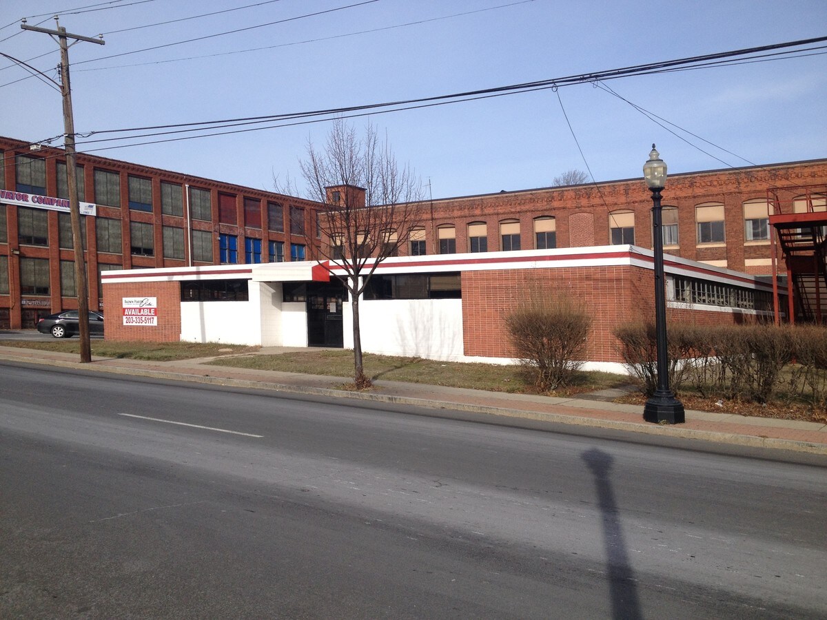 1313 Connecticut Ave, Bridgeport, CT, 06607 Industrial Space For