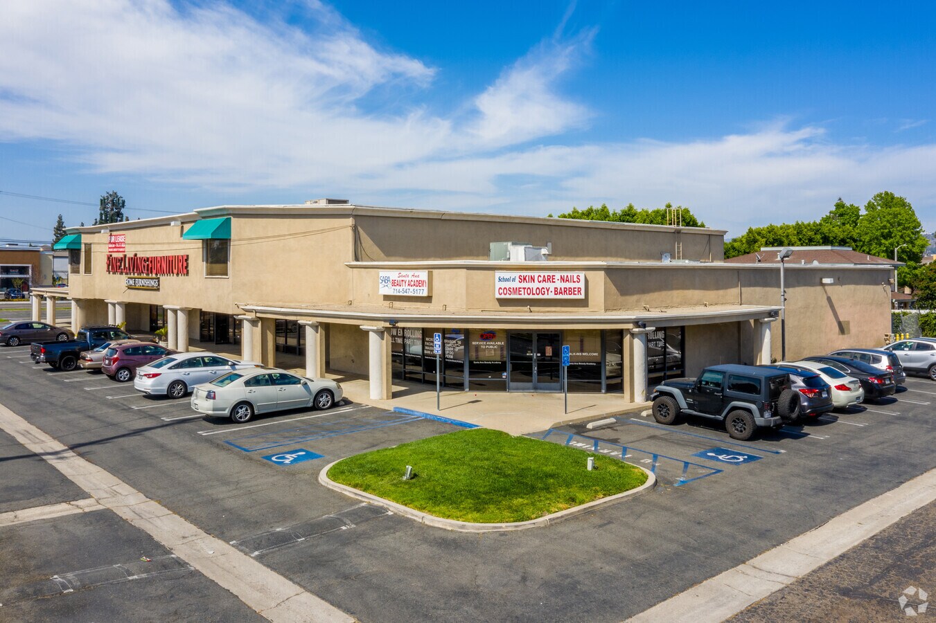 22352239 N Tustin Ave, Santa Ana, CA 92705