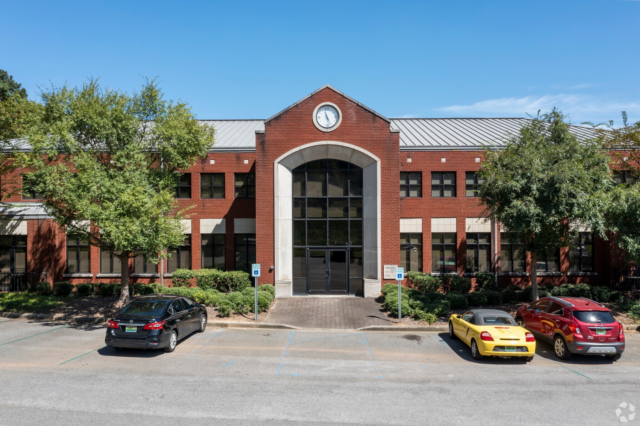 5330 Stadium Trace Pky, Birmingham, AL for sale Primary Photo- Image 1 of 1