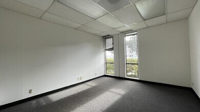 1650 S Amphlett Blvd, San Mateo, CA for lease Interior Photo- Image 2 of 6