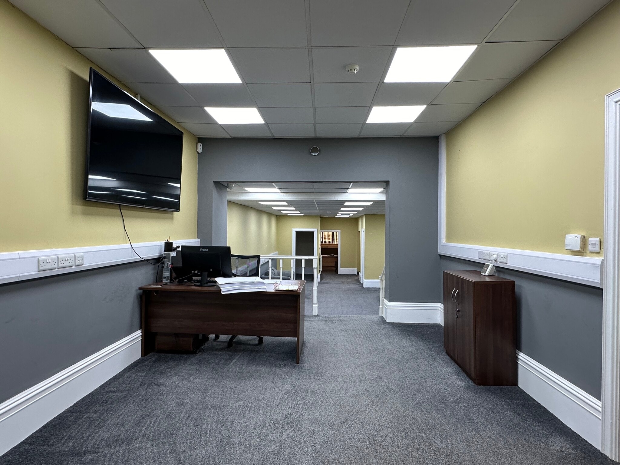 5 South Para, Doncaster for lease Interior Photo- Image 1 of 7