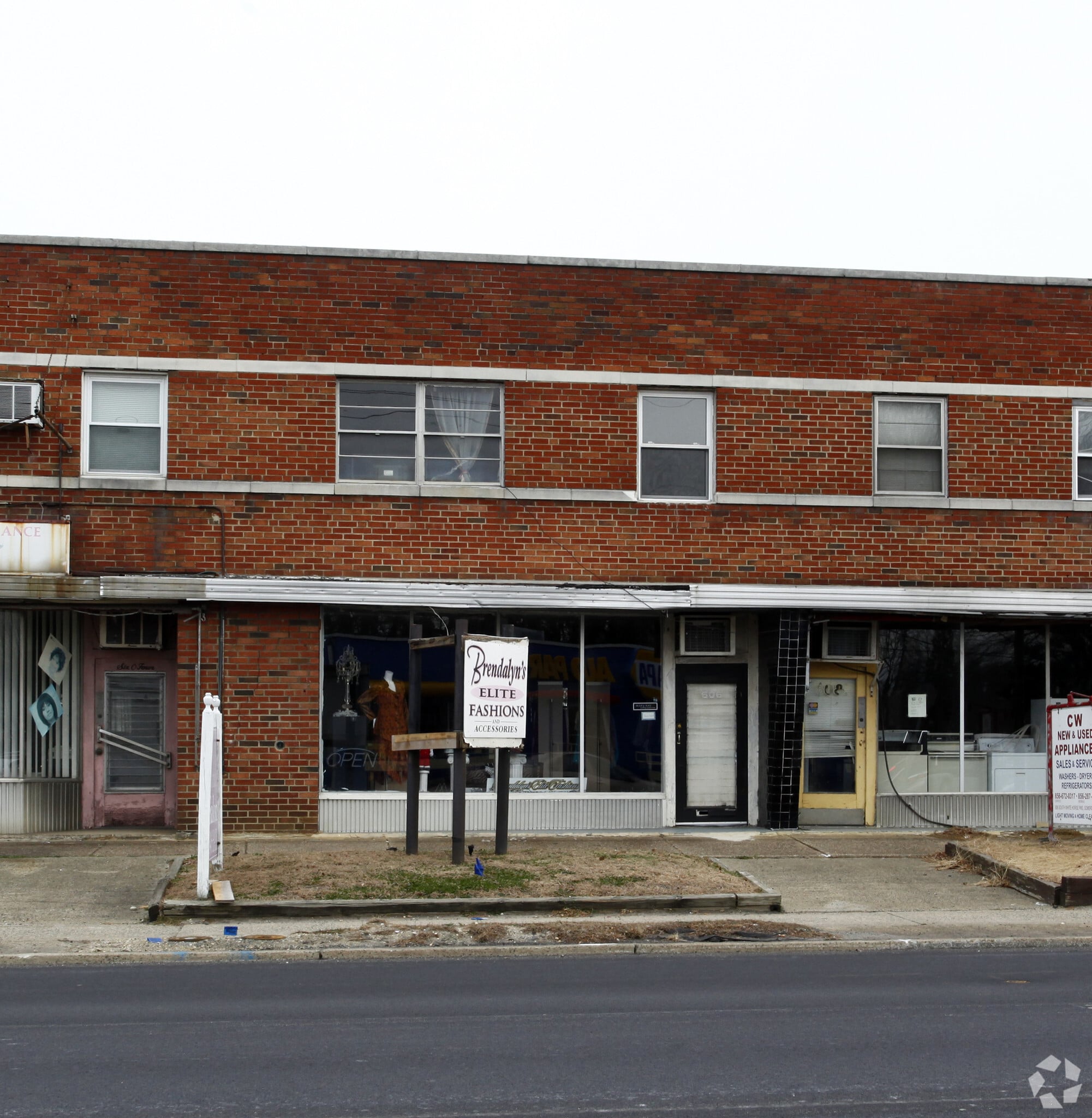 606 S White Horse Pike, Somerdale, NJ 08083