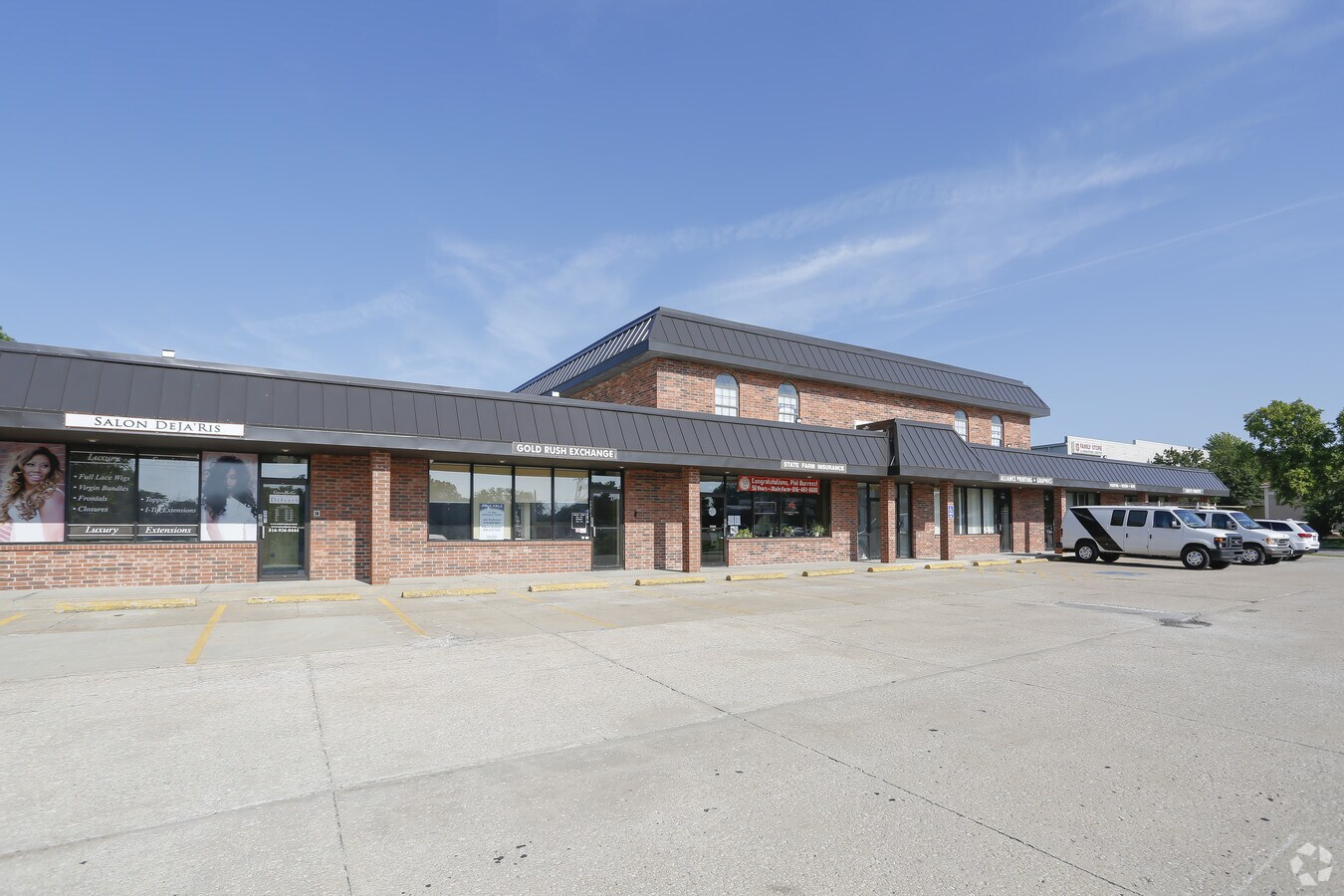 2400 S Lee's Summit Rd, Independence, MO 64055