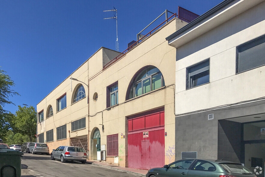 Calle Tánger, 1, San Sebastián de los Reyes, Madrid for sale - Building Photo - Image 2 of 2
