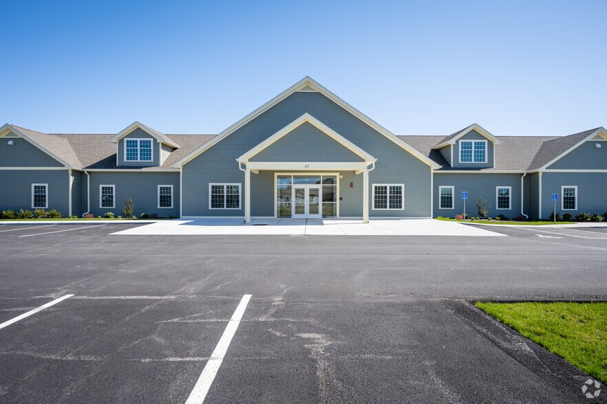 41 Romano Vineyard way, North Kingstown, RI for lease - Building Photo - Image 3 of 11