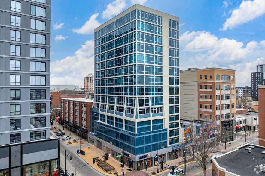 519 E Green St, Champaign, IL for sale - Primary Photo - Image 1 of 1