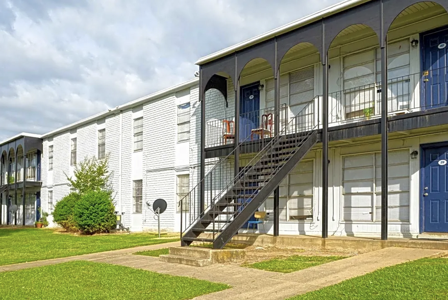 4900 Plaza Dr, Montgomery, AL for sale - Building Photo - Image 1 of 1