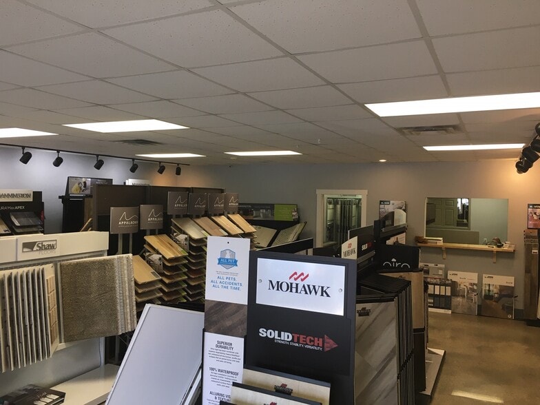 101 W Washington Center Rd, Fort Wayne, IN for lease - Interior Photo - Image 3 of 12