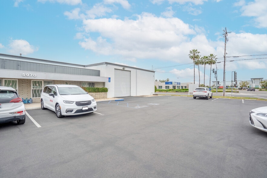 5970 Dale St, Buena Park, CA for lease - Building Photo - Image 1 of 1