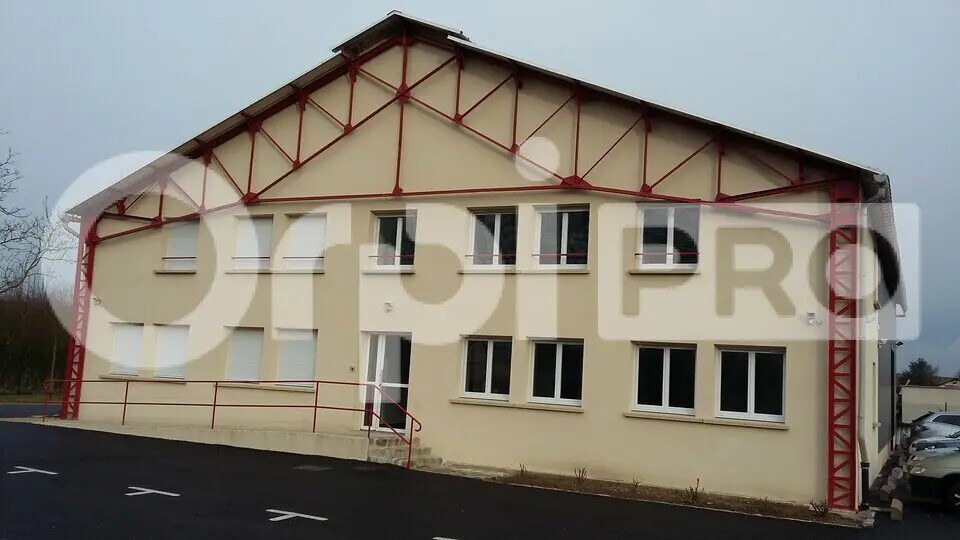 Flex in Compiègne for lease Building Photo- Image 1 of 6