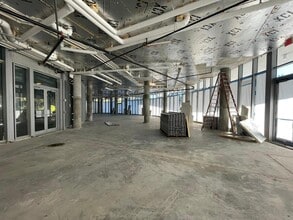 1 Collins Ave, Miami Beach, FL for lease Interior Photo- Image 2 of 11