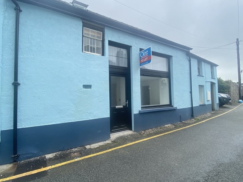 2-4 Garden Ln, Rhandirmwyn for lease - Building Photo - Image 1 of 1