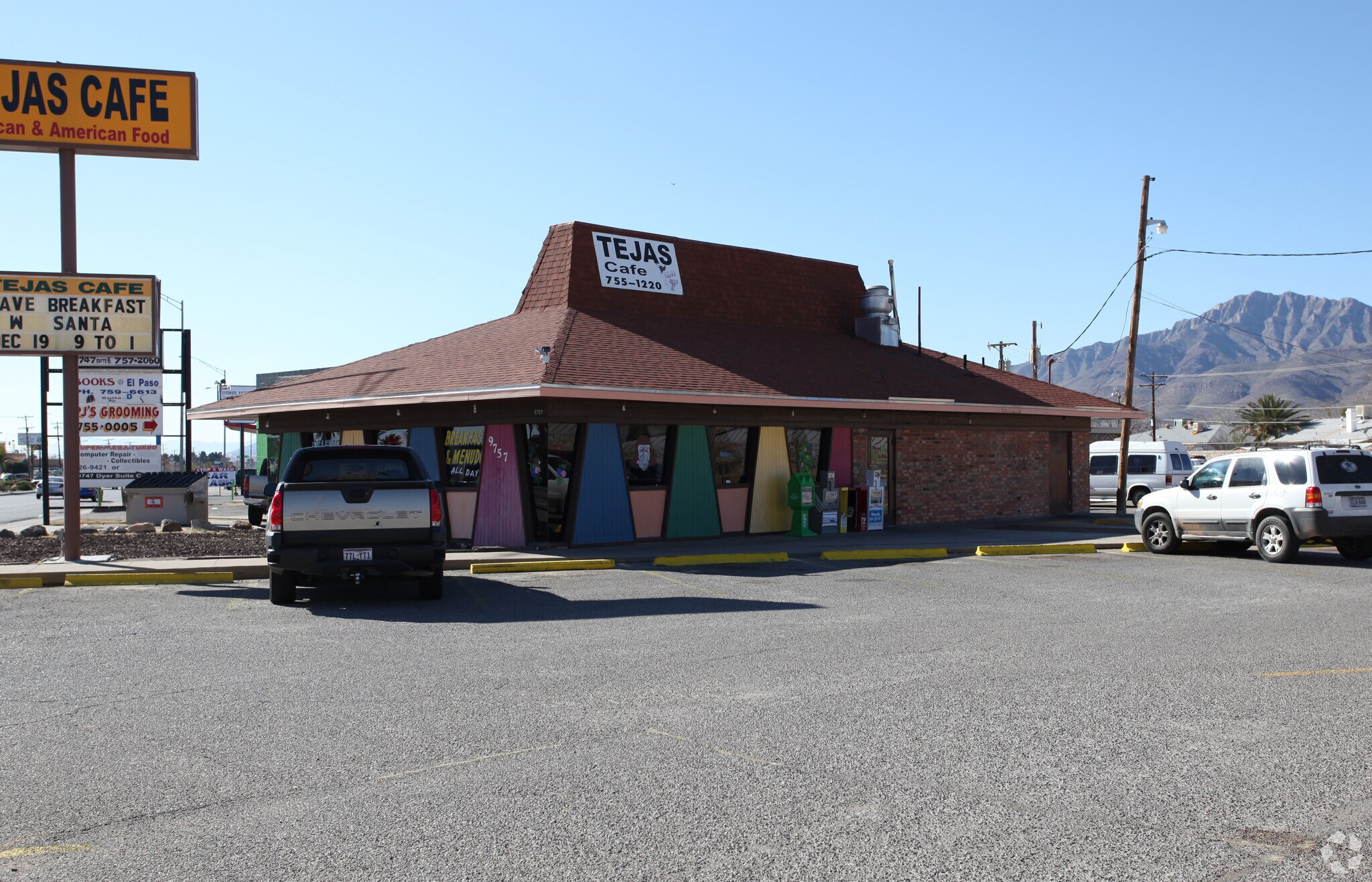 9757 Dyer St, El Paso, TX 79924