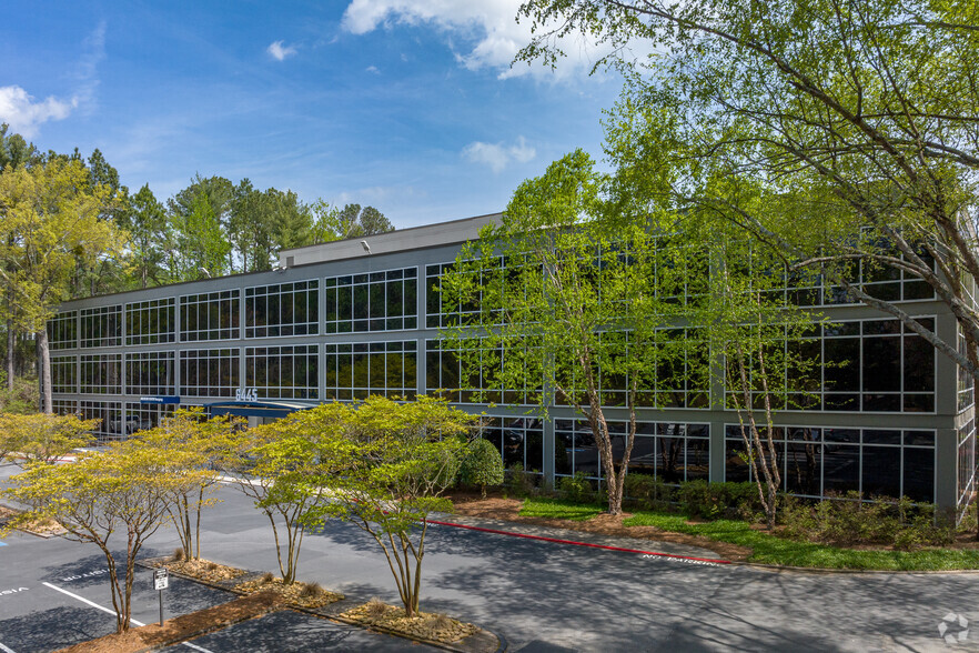 6445 Powers Ferry Rd NW, Atlanta, GA for lease - Building Photo - Image 2 of 18