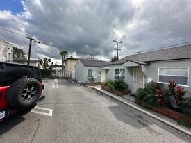 2942-2950 Honolulu Ave, La Crescenta CA - Storefront Property