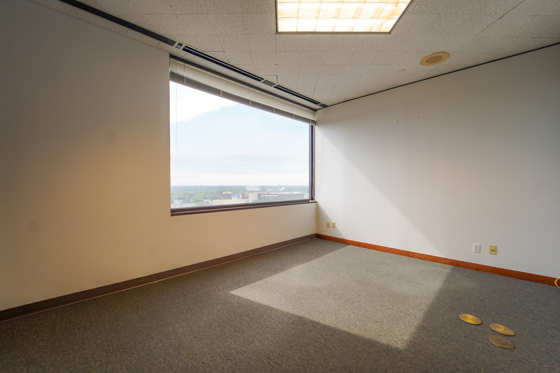 101 W Goodwin Ave, Victoria, TX for lease Interior Photo- Image 1 of 5