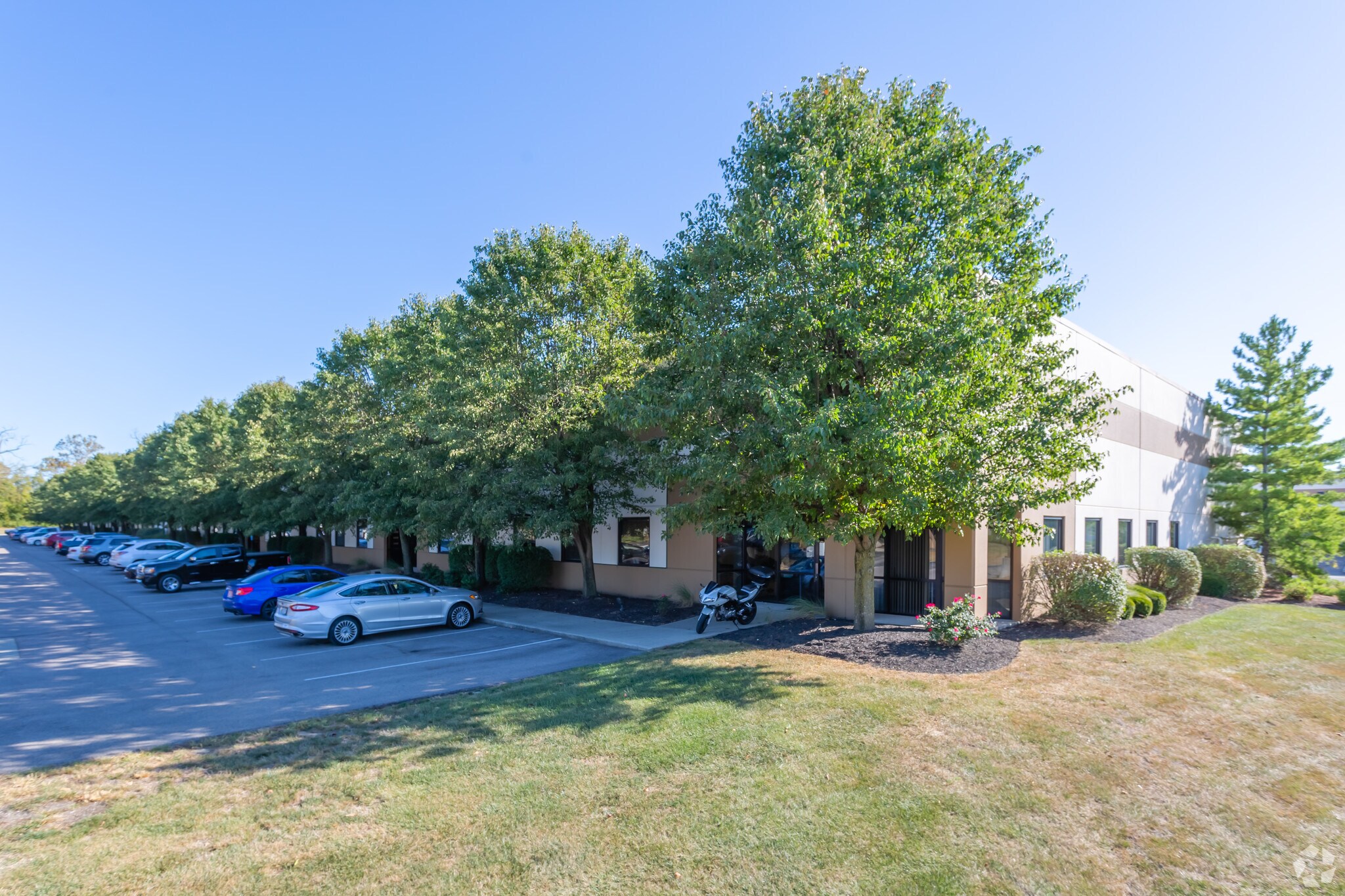 9842-9866 Windisch Rd, West Chester, OH for lease Building Photo- Image 1 of 4