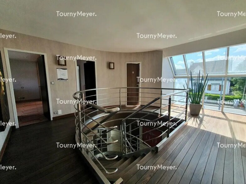 Office in Orvault for lease - Interior Photo - Image 3 of 7