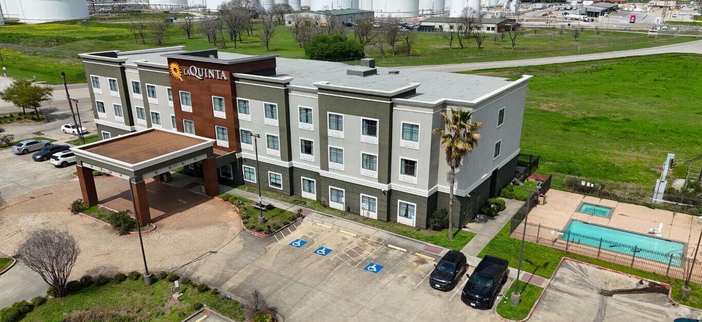 2205 Pasadena Fwy, Pasadena, TX for sale Aerial- Image 1 of 1