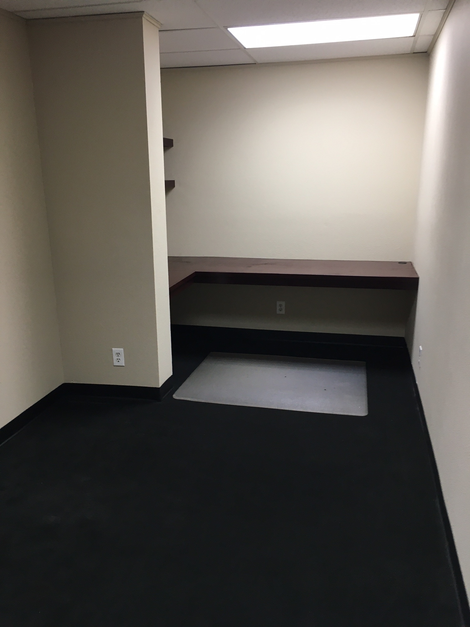 23152 Verdugo Dr, Laguna Hills, CA for lease Interior Photo- Image 1 of 2