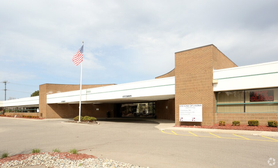 37650 Professional Center Dr, Livonia, MI 48154
