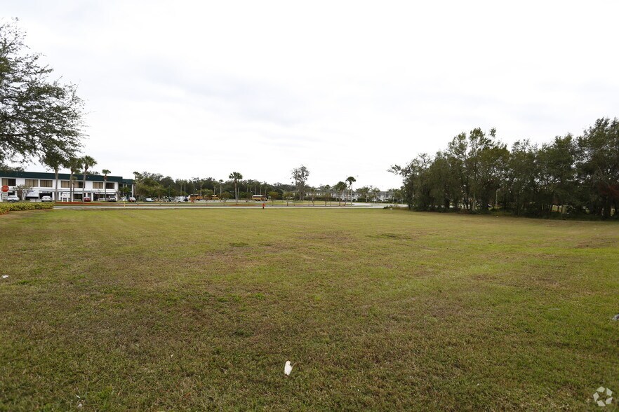 2040 Shepherd Rd, Mulberry, FL for lease - Building Photo - Image 1 of 3