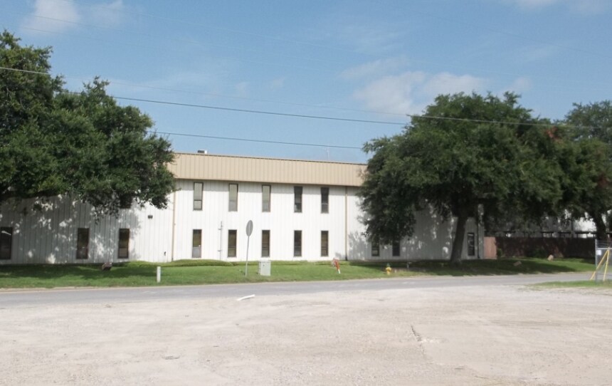 215-400 N Pierce St, Lafayette, LA for sale - Primary Photo - Image 1 of 1