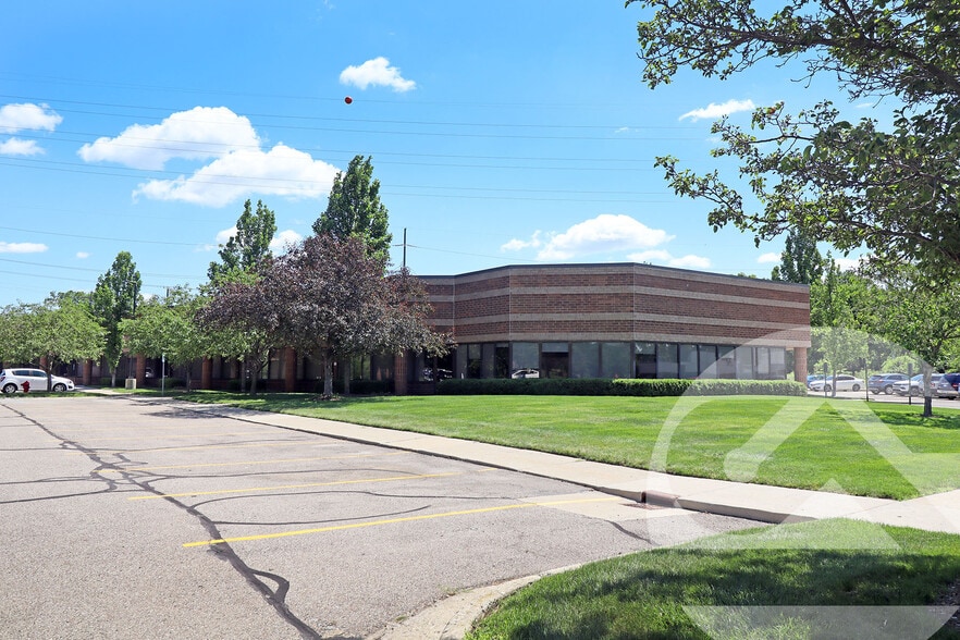 3917 Research Park Dr, Ann Arbor, MI for lease - Building Photo - Image 1 of 1
