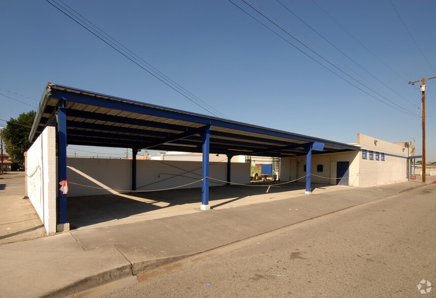 1036 E Compton Blvd, Compton, CA for sale - Building Photo - Image 2 of 3