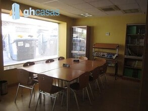 Retail in Puertollano, Ciudad Real for lease Interior Photo- Image 1 of 4