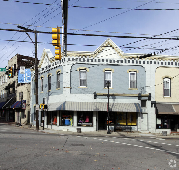 22 Morgantown St, Uniontown, PA for sale - Primary Photo - Image 1 of 2