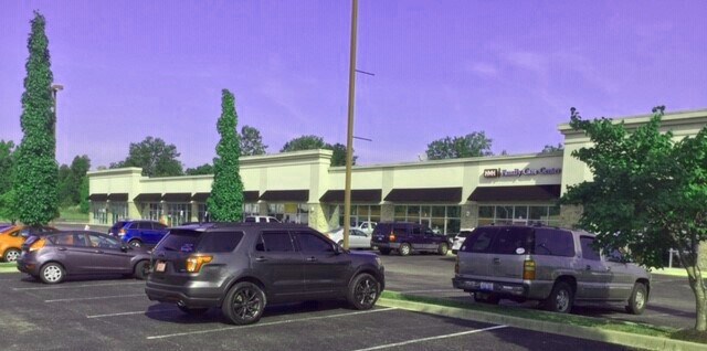 1679 N Wilson Rd, Radcliff, KY for sale Primary Photo- Image 1 of 1