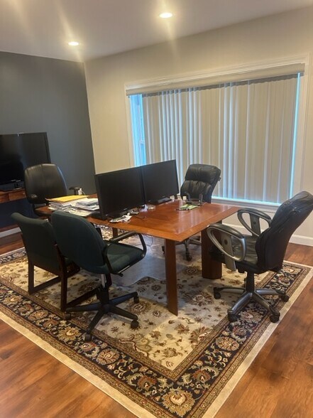 71 Turnpike Rd, Southborough, MA for sale - Interior Photo - Image 3 of 5