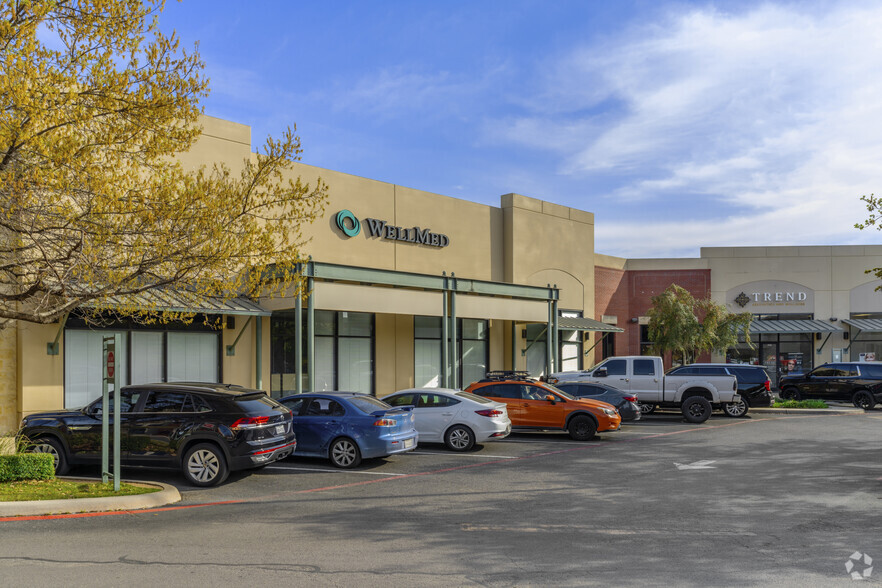 700 E Sonterra Blvd, San Antonio, TX for lease - Building Photo - Image 3 of 3