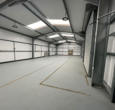 Kineton Rd, Wellesbourne for lease Interior Photo- Image 1 of 3