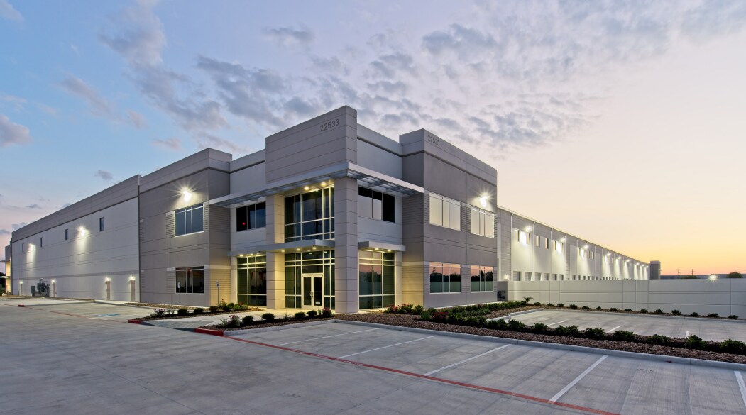 22533 NW Lake Dr, Houston, TX for lease Building Photo- Image 1 of 2