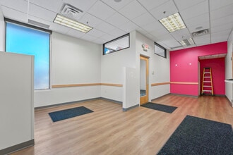 15322 Galaxie Ave, Apple Valley, MN for lease Interior Photo- Image 2 of 4