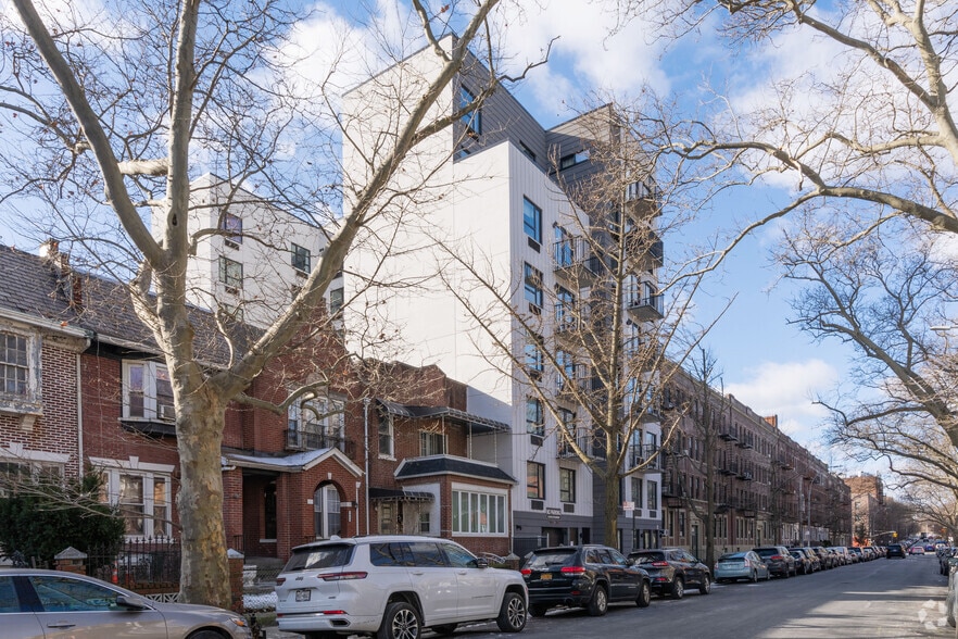 1042 President St, Brooklyn, NY for sale - Building Photo - Image 3 of 6