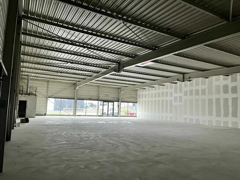 6 Rue Des Emplettes, Vendenheim for lease - Interior Photo - Image 2 of 12