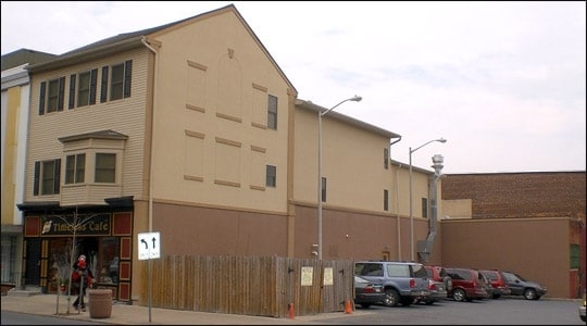 760 Cumberland St portfolio of 2 properties for sale on LoopNet.com - Primary Photo - Image 2 of 2