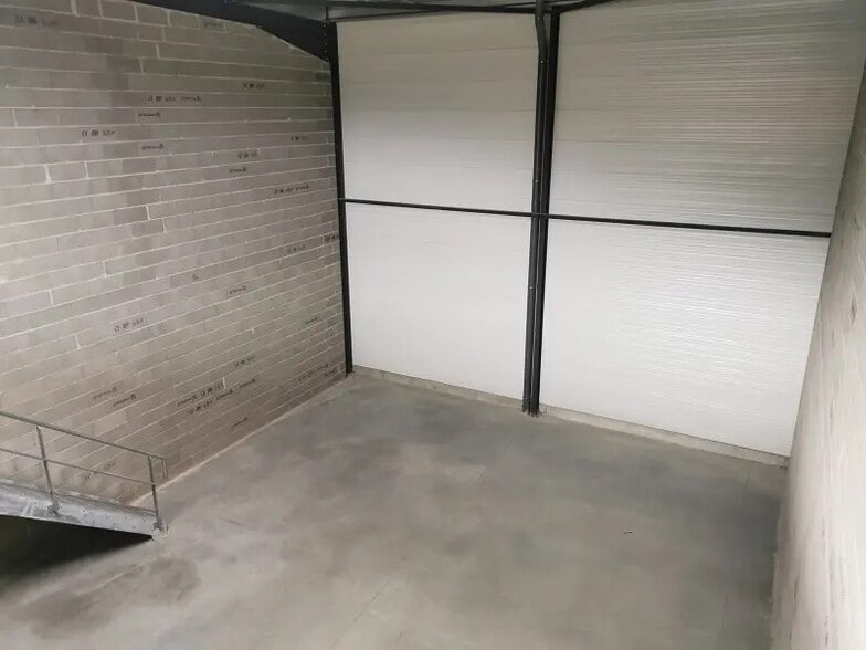 Flex in Muret for sale - Interior Photo - Image 1 of 3