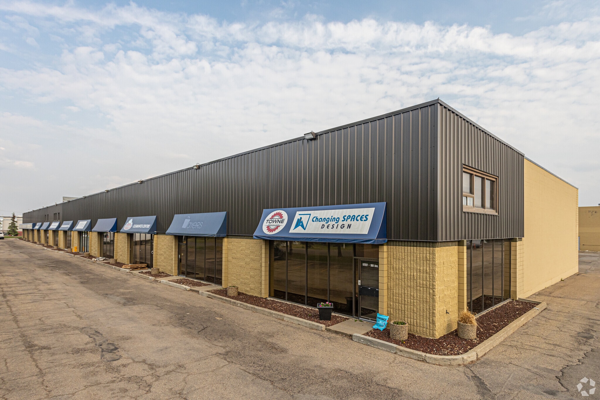 17209 108 Av NW, Edmonton, AB for lease Building Photo- Image 1 of 6